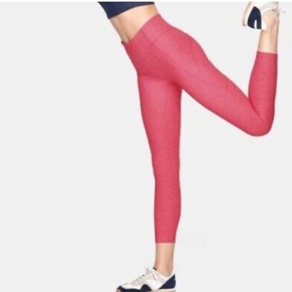 NWT Outdoor Voices Warmup Leggings (3/4 length), Flamingo Pink - Picture 4 of 8